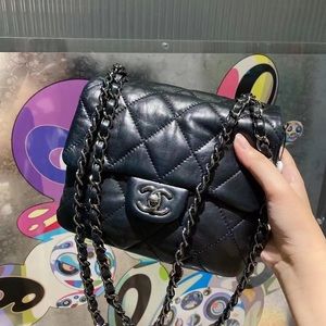 ❤️sold❤️Chanel 3 compartment flag bag